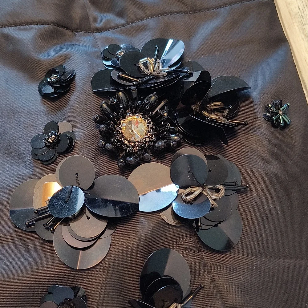 Tory Burch Flower Cluster Tote in Black - Picture 7 of 14